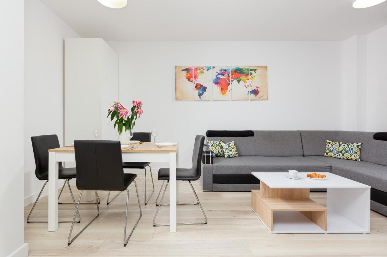 City Center Apartments Hoza By Noclegi Renters 华沙 外观 照片