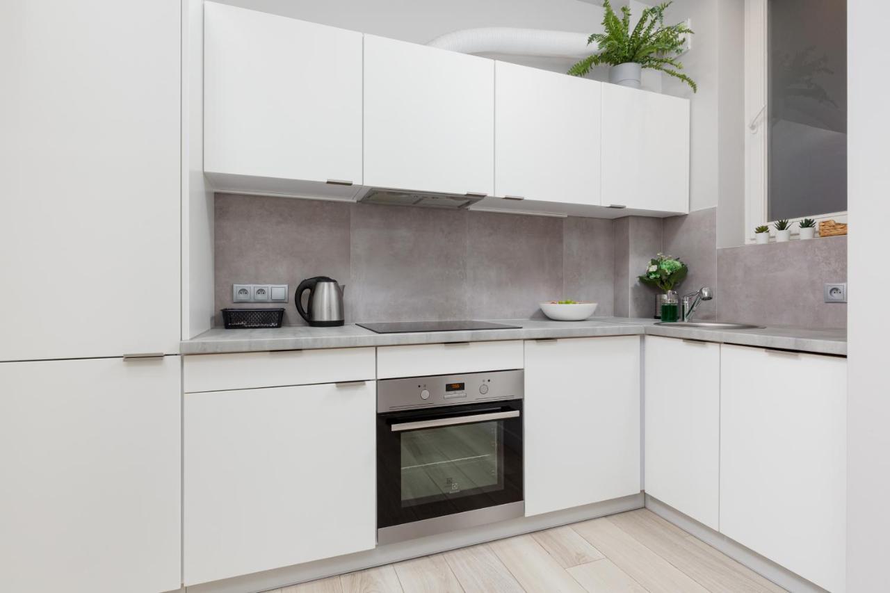 City Center Apartments Hoza By Noclegi Renters 华沙 外观 照片