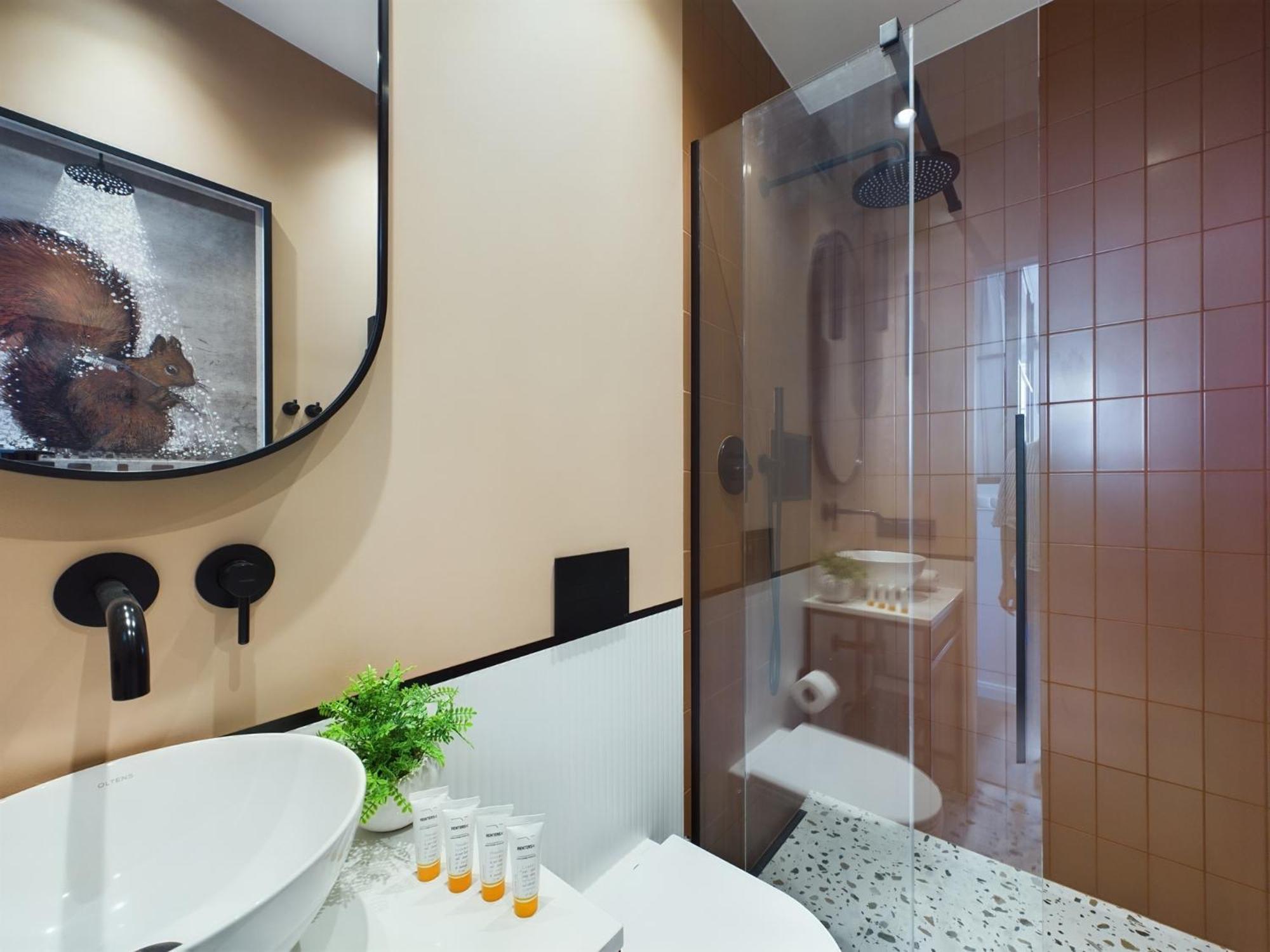 City Center Apartments Hoza By Noclegi Renters 华沙 外观 照片