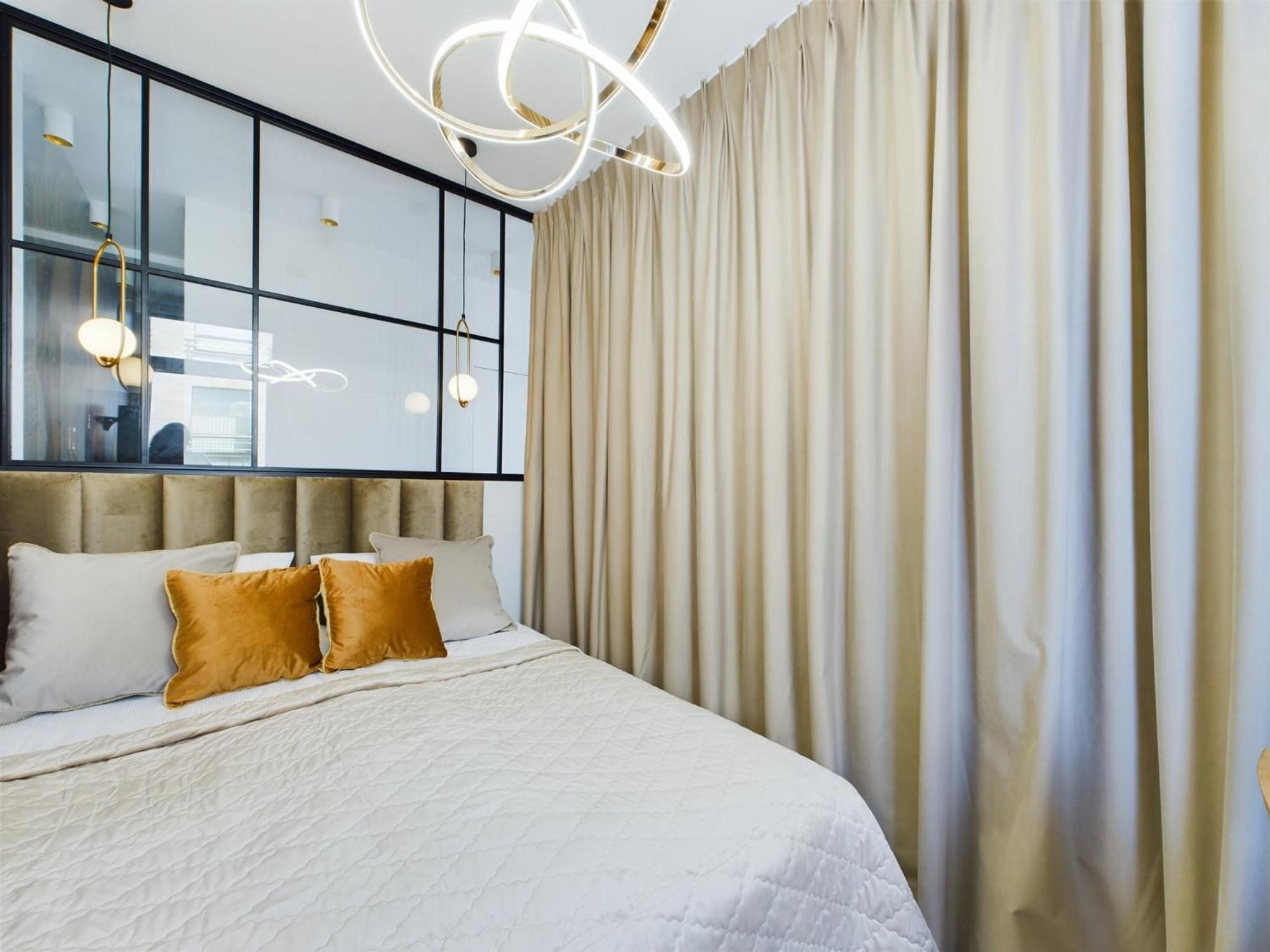 City Center Apartments Hoza By Noclegi Renters 华沙 外观 照片