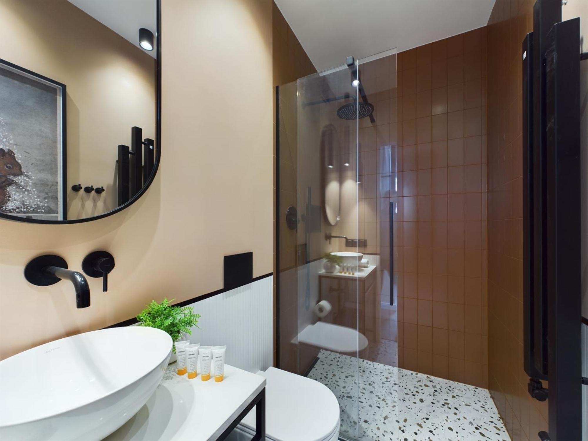 City Center Apartments Hoza By Noclegi Renters 华沙 外观 照片
