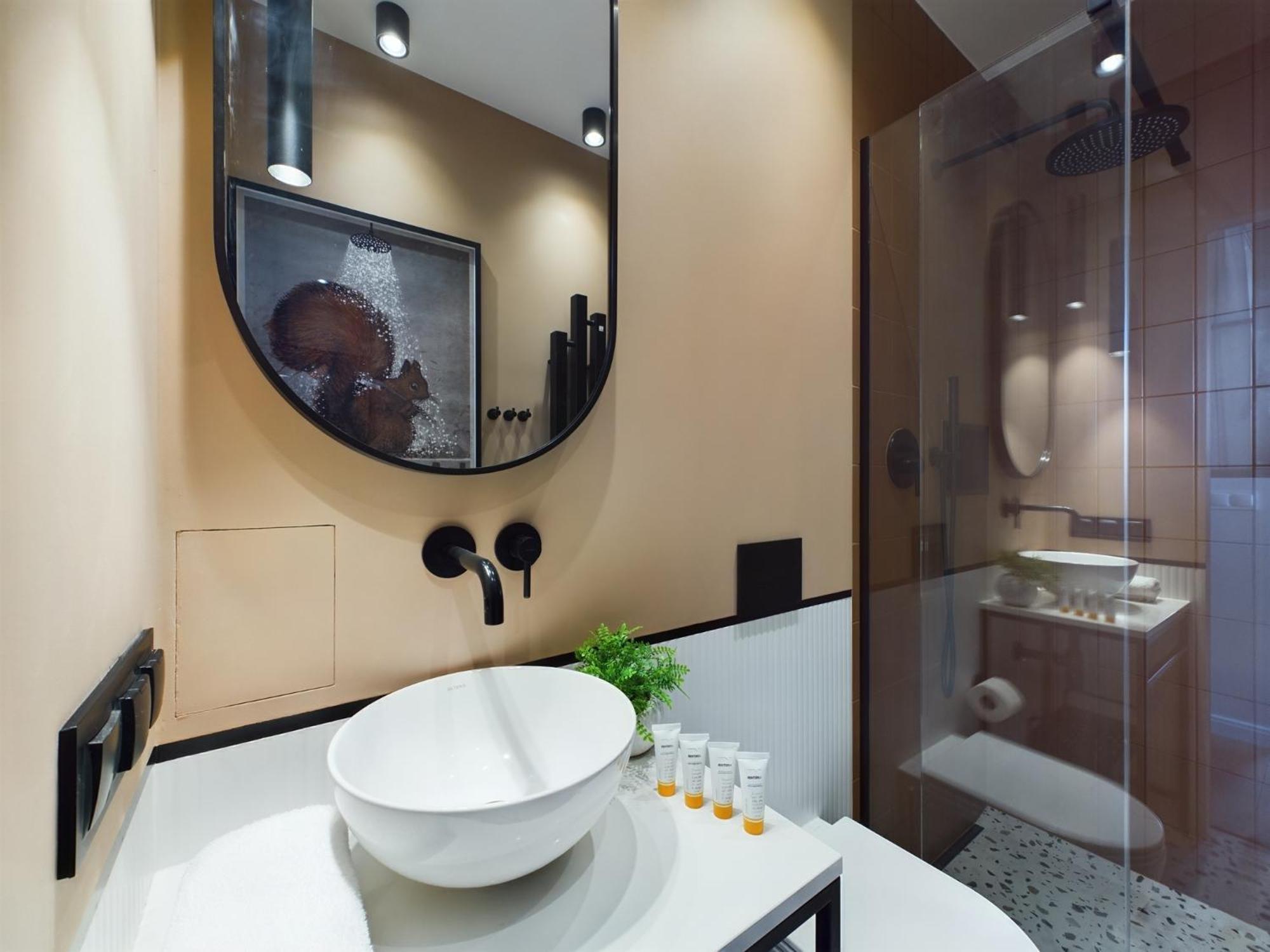 City Center Apartments Hoza By Noclegi Renters 华沙 外观 照片